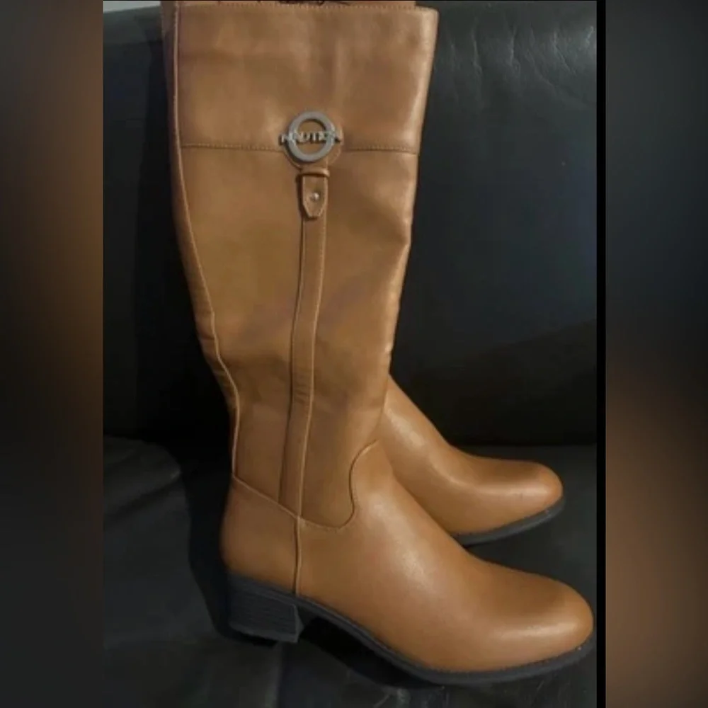 Nautica Women’s Chestnut Brown Tan‎ High Riding Boots Size 7 NWT Side Zip
